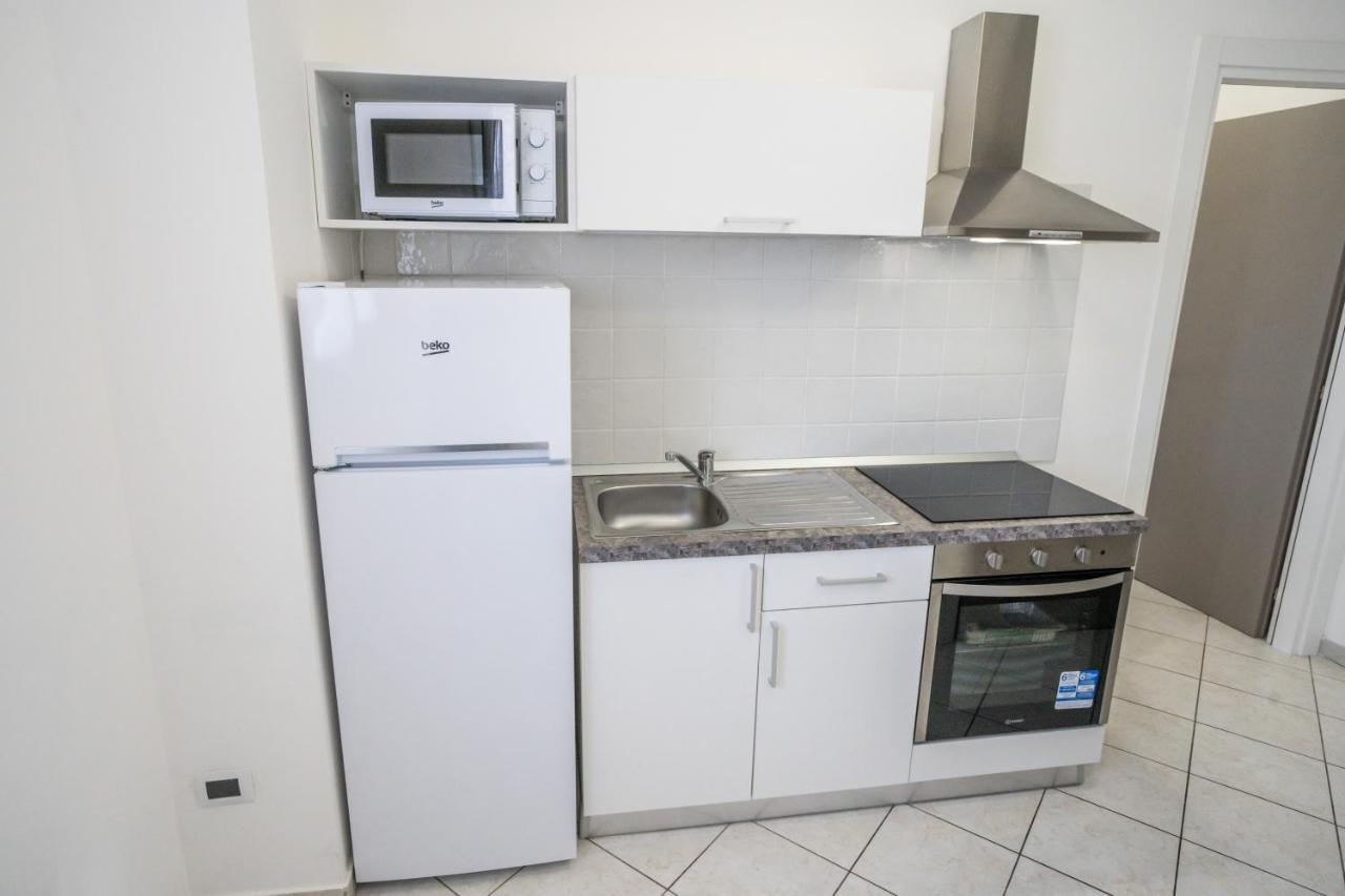 Rimini Bay Suites&Residence Екстер'єр фото