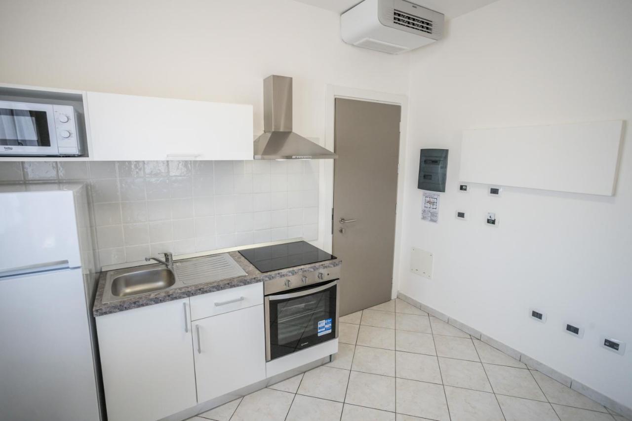 Rimini Bay Suites&Residence Екстер'єр фото