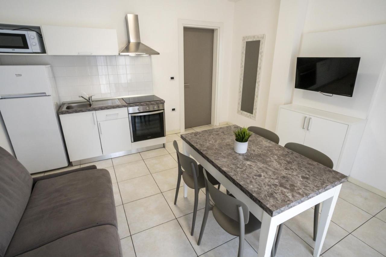Rimini Bay Suites&Residence Екстер'єр фото