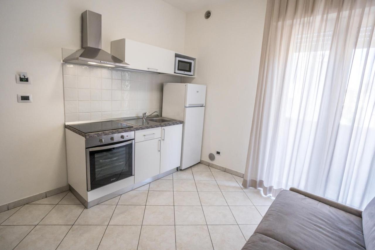 Rimini Bay Suites&Residence Екстер'єр фото
